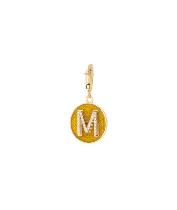 CHARM LETTER M YELLOW GOLD, DIAMONDS AND YELLOW ENAMEL En savoir plus