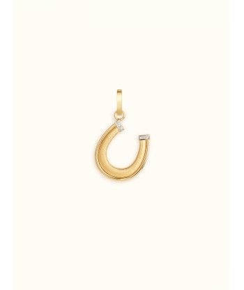 HORSESHOE GOLD AND DIAMOND PENDANT Comparez plus de prix